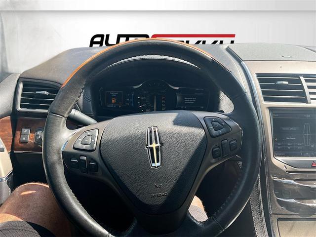 Photo of 2014 Tuxedo Black Metallic Lincoln MKX