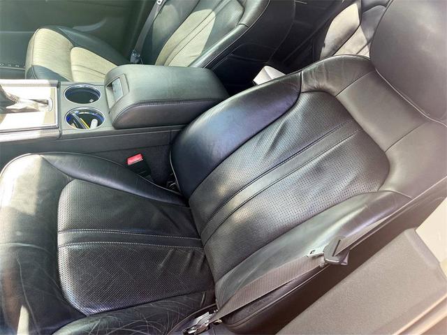 Photo of 2014 Tuxedo Black Metallic Lincoln MKX