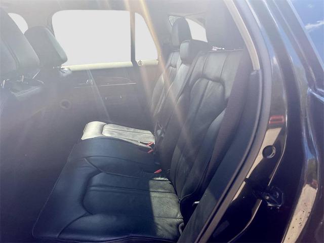 Photo of 2014 Tuxedo Black Metallic Lincoln MKX