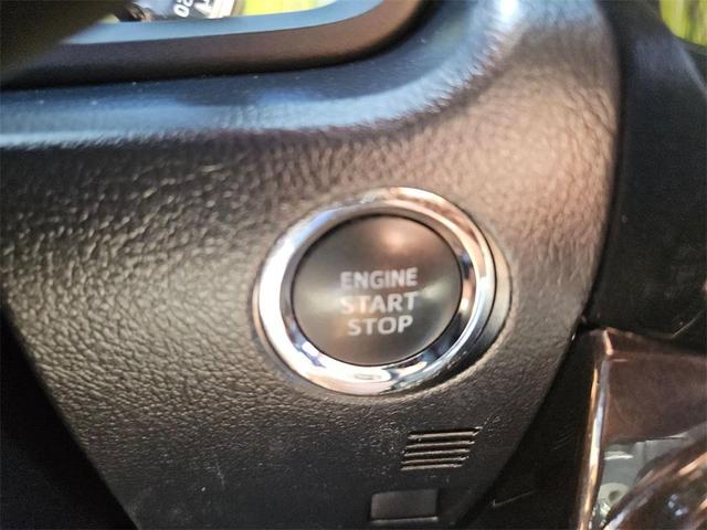 Photo of 2020 Midnight Black Metallic Toyota 4Runner