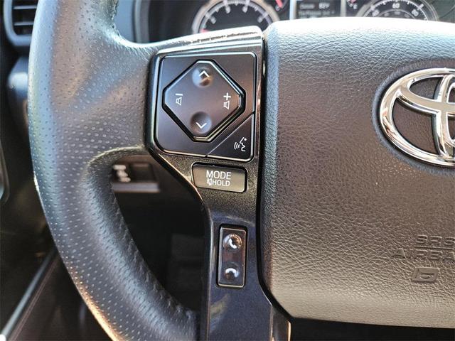 Photo of 2020 Midnight Black Metallic Toyota 4Runner