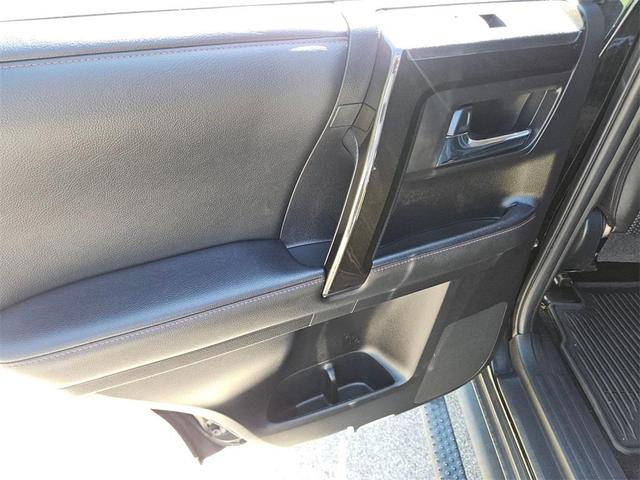 Photo of 2020 Midnight Black Metallic Toyota 4Runner