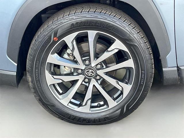Photo of 2024 Celestite Toyota Corolla Cross