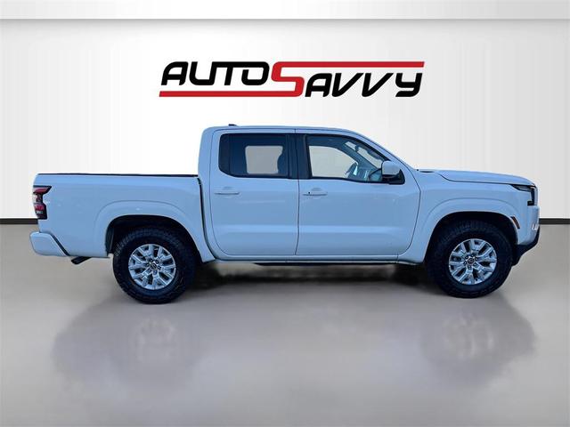 Photo of 2022 Glacier White Nissan Frontier