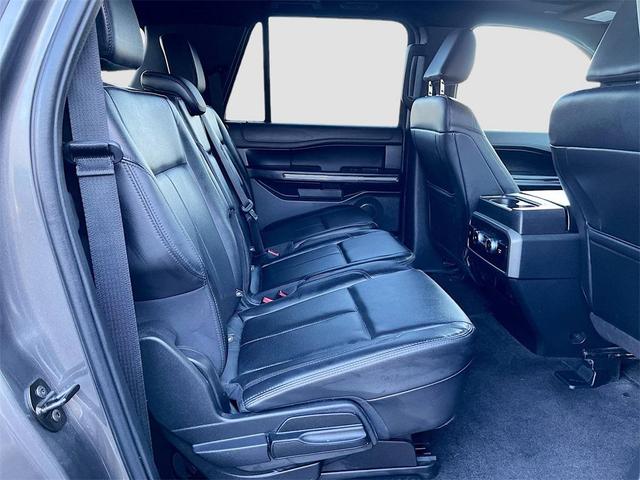 Photo of 2021 Magnetic Metallic Ford Expedition Max