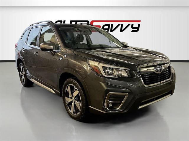Photo of 2020 Magnetite Gray Metallic Subaru Forester