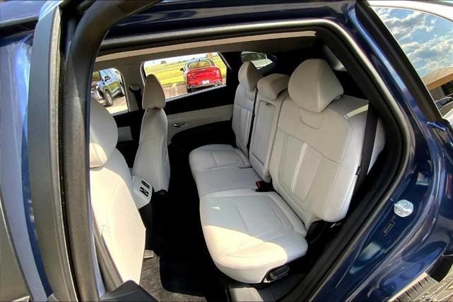 Photo of 2025 Atlantic Blue Hyundai TUCSON