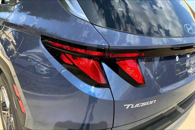 Photo of 2025 Atlantic Blue Hyundai TUCSON