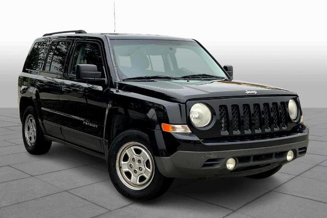 Photo of 2014 Black Clearcoat Jeep Patriot
