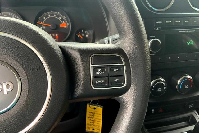 Photo of 2014 Black Clearcoat Jeep Patriot