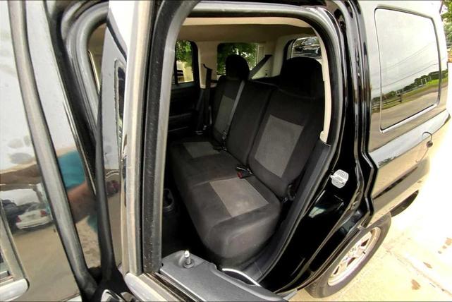 Photo of 2014 Black Clearcoat Jeep Patriot