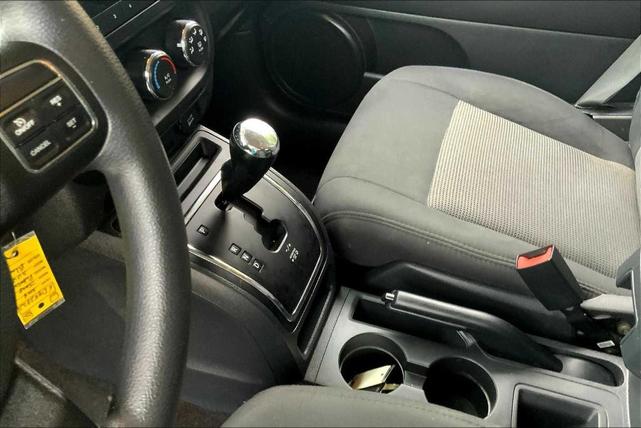 Photo of 2014 Black Clearcoat Jeep Patriot