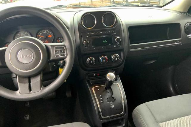 Photo of 2014 Black Clearcoat Jeep Patriot