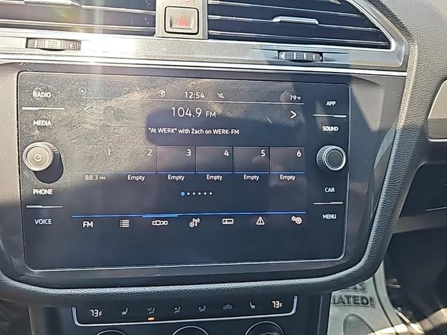 Photo of 2021 Pure White Volkswagen Tiguan