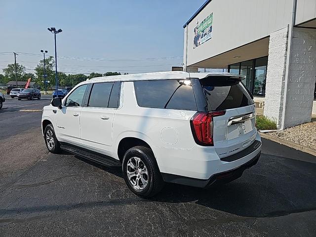 Photo of 2022 Summit White GMC Yukon XL