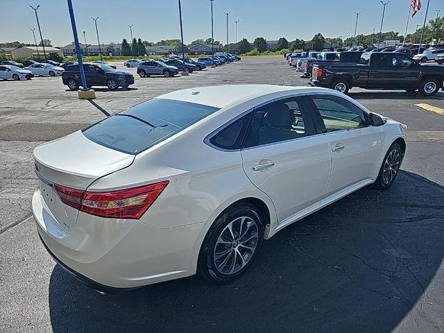 Photo of 2018 Blizzard Pearl Toyota Avalon