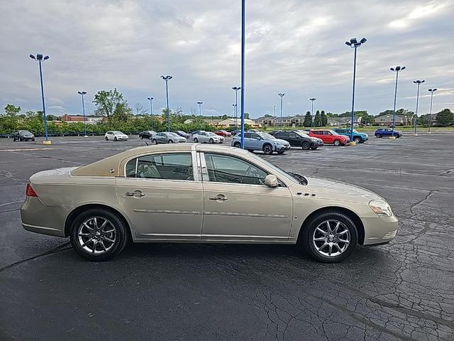 Photo of 2008 Gold Mist Metallic Buick Lucerne
