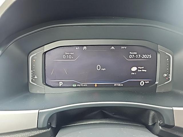 Photo of 2020 Deep Black Volkswagen Atlas Cross Sport