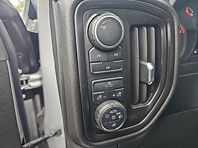 Photo of 2022 Silver Ice Metallic Chevrolet Silverado 2500