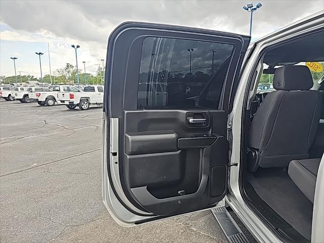 Photo of 2022 Silver Ice Metallic Chevrolet Silverado 2500