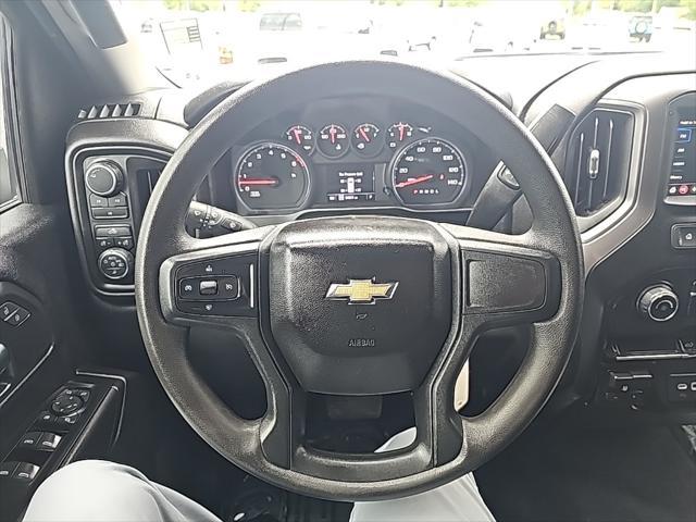Photo of 2022 Silver Ice Metallic Chevrolet Silverado 2500