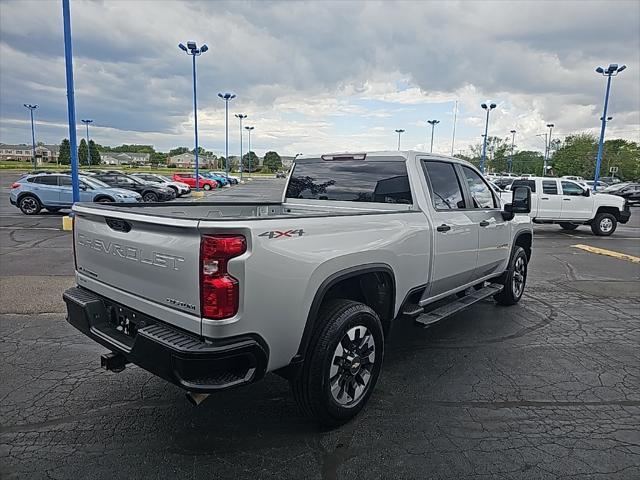 Photo of 2022 Silver Ice Metallic Chevrolet Silverado 2500