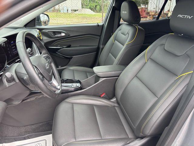 Photo of 2024 Sterling Gray Metallic Chevrolet Trax