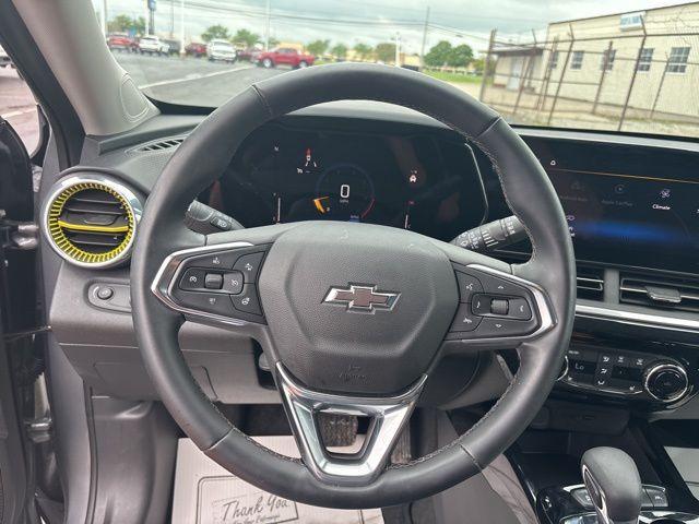 Photo of 2024 Sterling Gray Metallic Chevrolet Trax