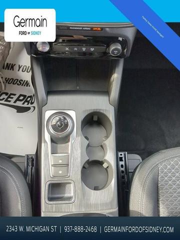 Photo of 2024 Iconic Silver Metallic Ford Escape