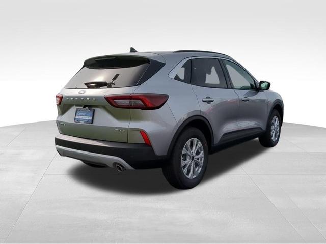 Photo of 2024 Iconic Silver Metallic Ford Escape
