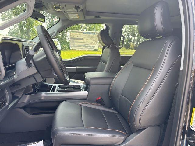 Photo of 2025 Black Metallic Ford F-250
