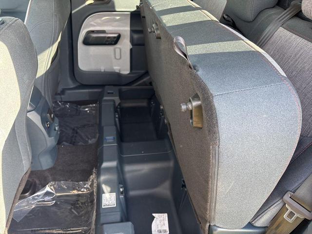 Photo of 2023 Blue Metallic Ford Maverick