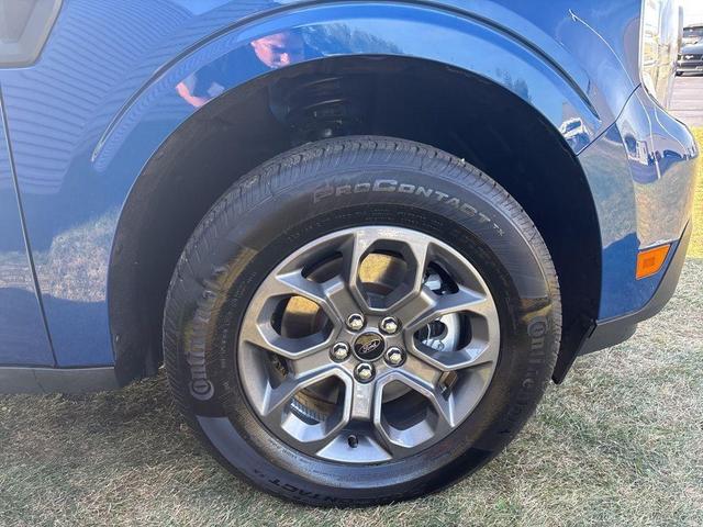 Photo of 2023 Blue Metallic Ford Maverick