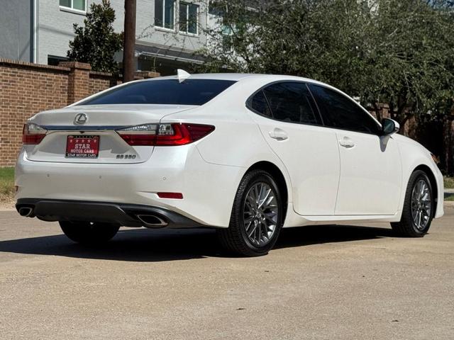 Photo of 2018 White Pearl Lexus ES 350