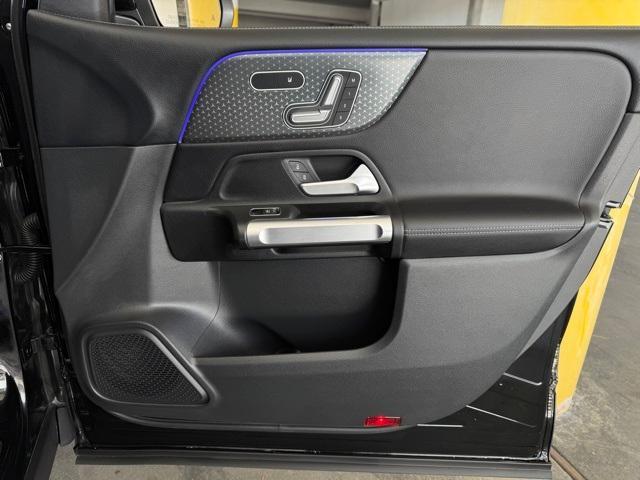 Photo of 2025 Black Mercedes-Benz GLB 250