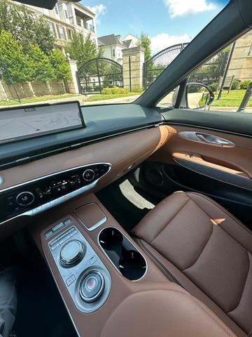 Photo of 2025 Savile Silver Genesis GV70
