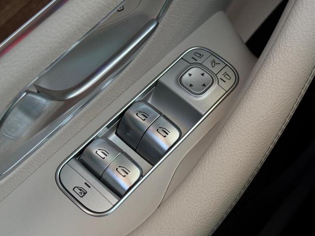 Photo of 2024 Polar White Mercedes-Benz GLS 450