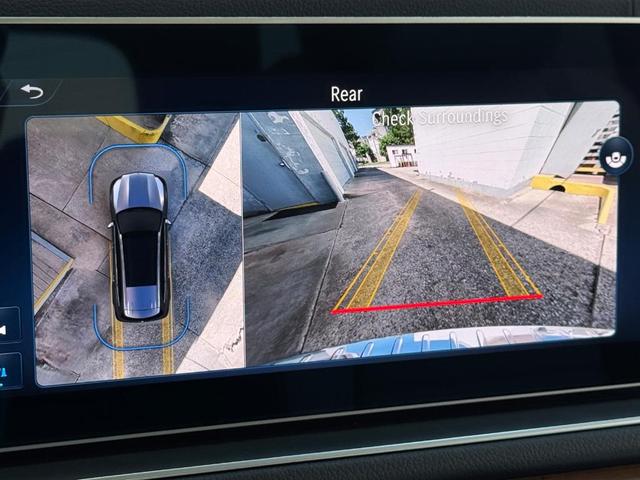 Photo of 2024 Polar White Mercedes-Benz GLS 450