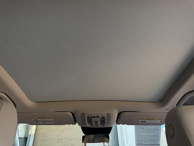 Photo of 2024 Polar White Mercedes-Benz GLS 450