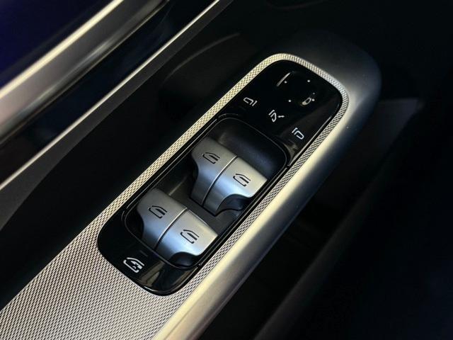 Photo of 2024 Starling Blue Metallic Mercedes-Benz GLC 300