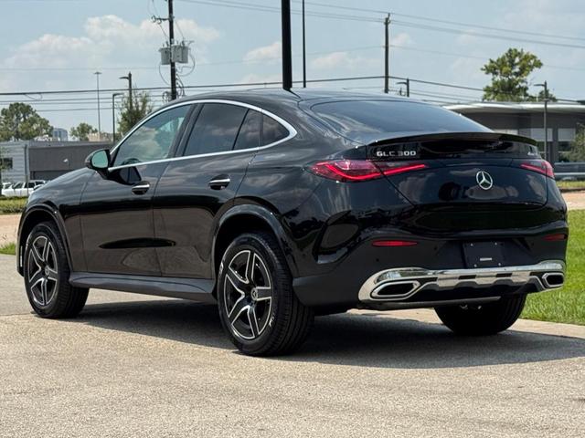 Photo of 2026 Obsidian Black Mercedes-Benz GLC 300