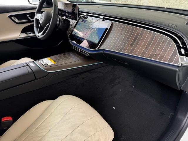 Photo of 2025 Polar White Mercedes-Benz E-Class