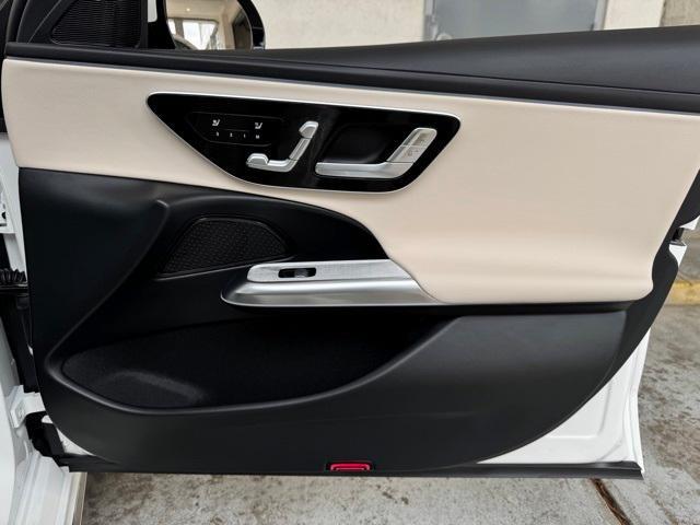 Photo of 2025 Polar White Mercedes-Benz E-Class