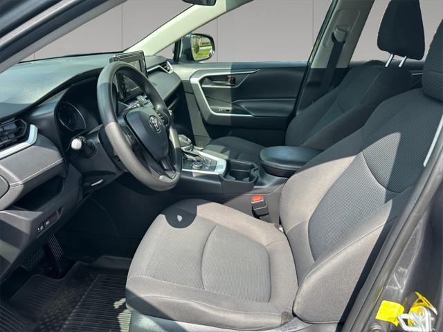Photo of 2021 Magnetic Gray Metallic Toyota RAV4 Hybrid