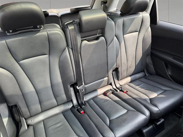 Photo of 2019 Florett Silver Metallic Audi Q7