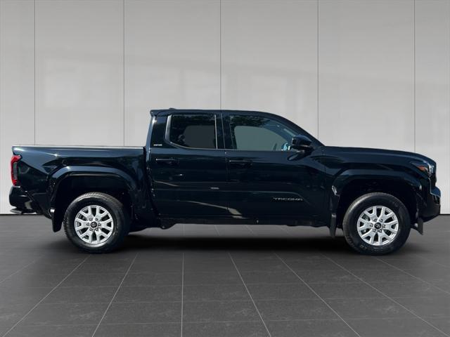 Photo of 2025 Black Toyota Tacoma