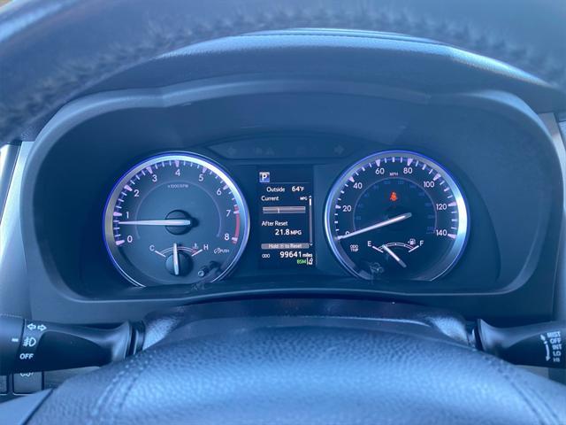 Photo of 2018 Shoreline Blue Pearl Toyota Highlander