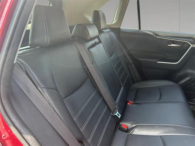 Photo of 2019 Ruby Flare Pearl Toyota RAV4