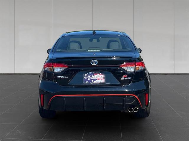 Photo of 2023 Midnight Black Metallic Toyota Corolla Hybrid