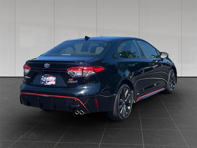 Photo of 2023 Midnight Black Metallic Toyota Corolla Hybrid